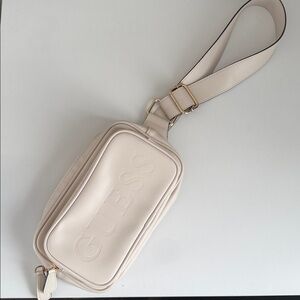 Guess Belt Bag